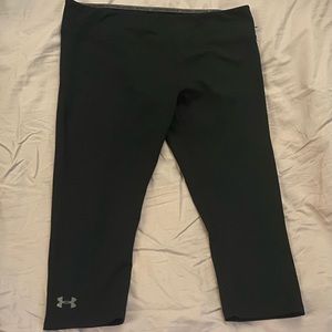 Under Armour cropped leggings